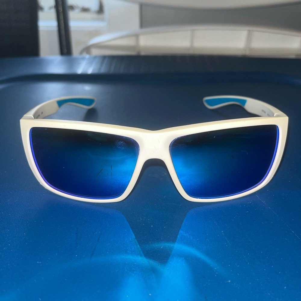 Beach Sunglasses TYR VENTURA White Frame With Blue Lens Volleyball Sunglasses